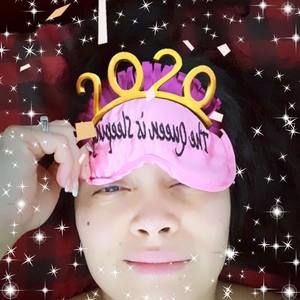 Meet your Posher, Leyda